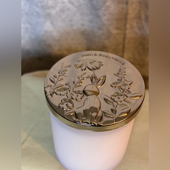 New Bath & Body Works Sweet Carrot Cake Single Wick Candle - Picture 4 of 5